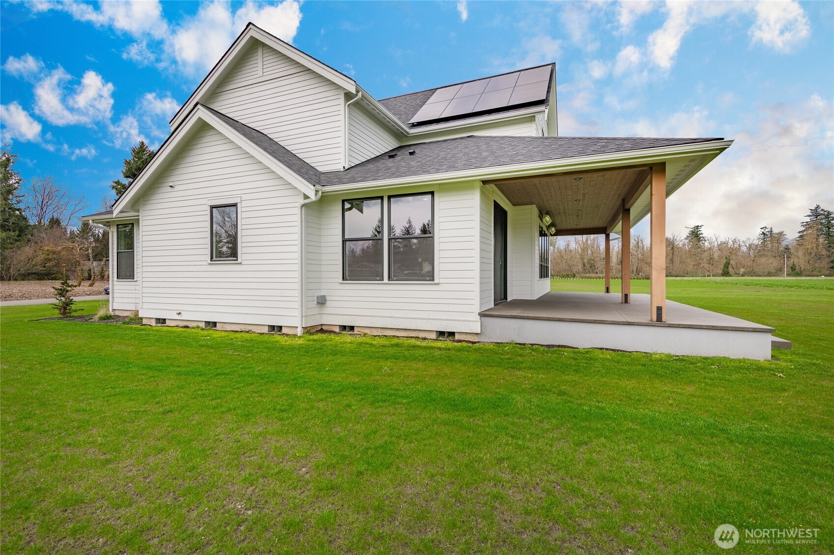 2475 River Rock Drive Everson, WA 98247 - Photo 3 of 39