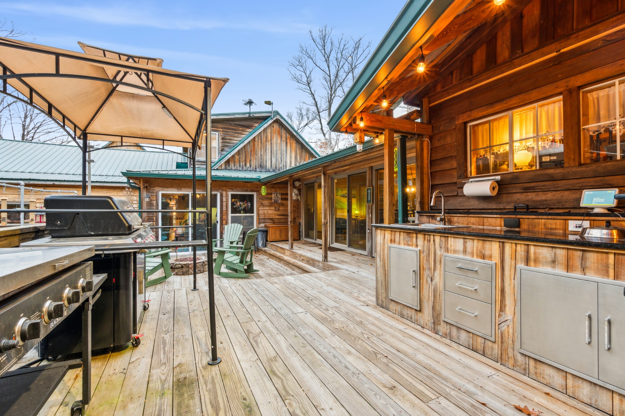 3560 Tyree Springs Road Hendersonville, TN 37075 - Photo 32 of 46 a view of a house with sitting area