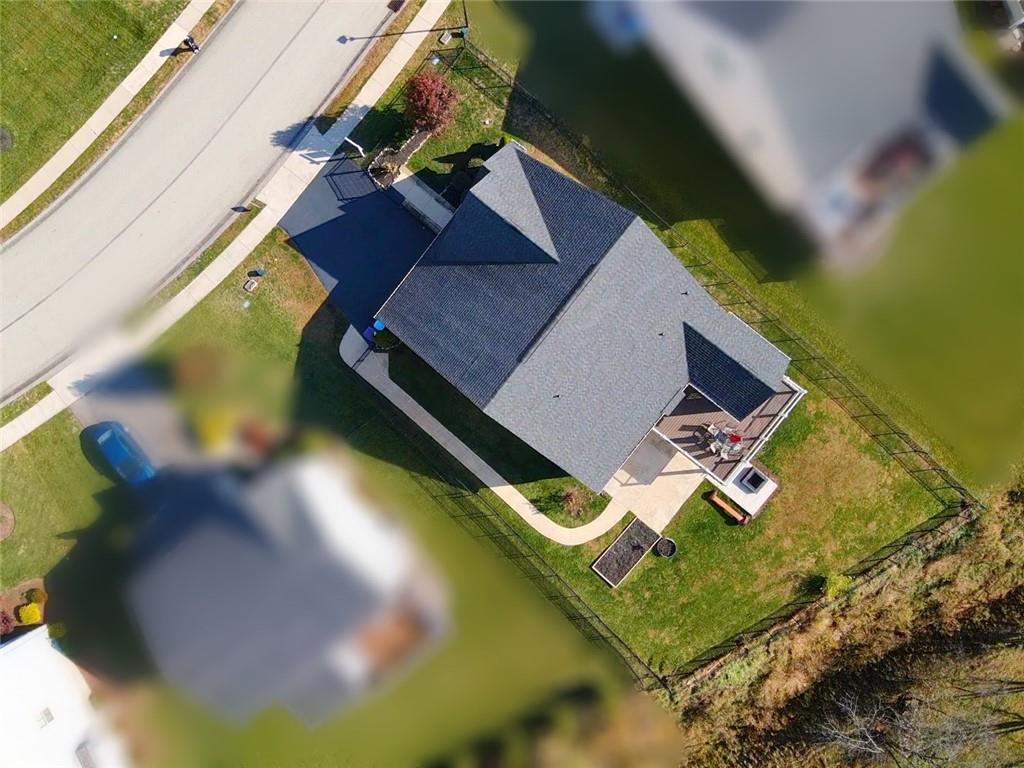 505 October Court Pittsburgh, PA 15239 - Photo 4 of 23