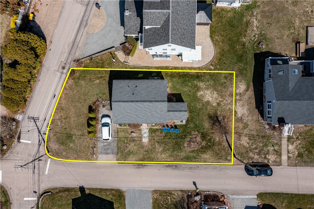 26 Richard Smith Road Narragansett, RI 02882 - Photo 12 of 12