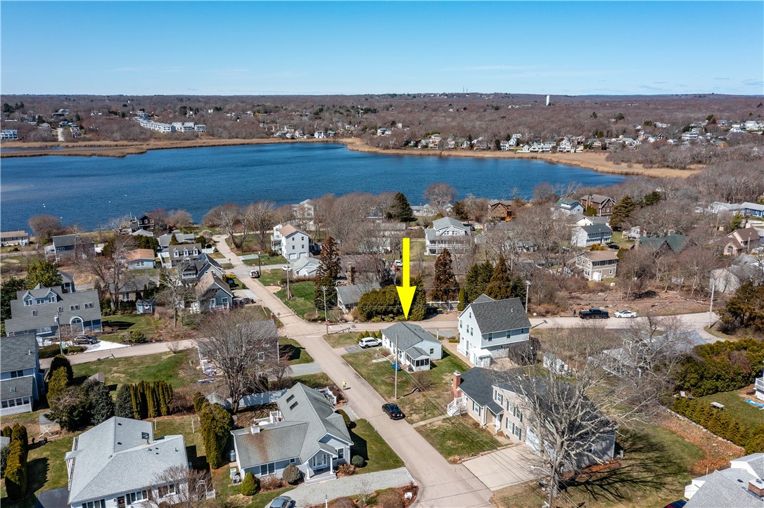 26 Richard Smith Road Narragansett, RI 02882 - Photo 8 of 12