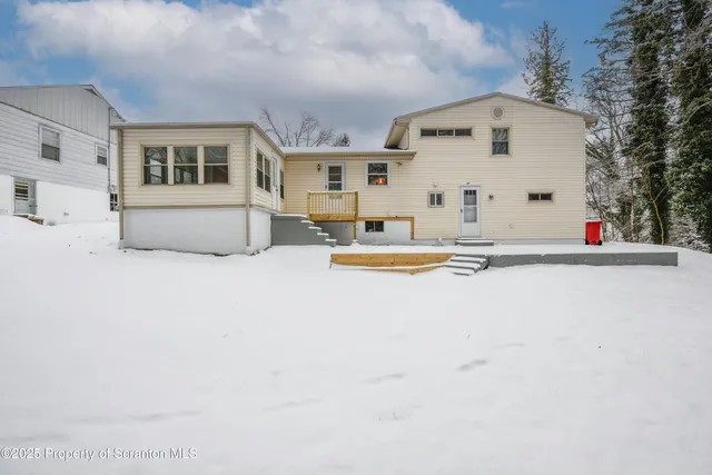 $399,995 | 16 Hall Avenue, Clarks Green, PA 18411