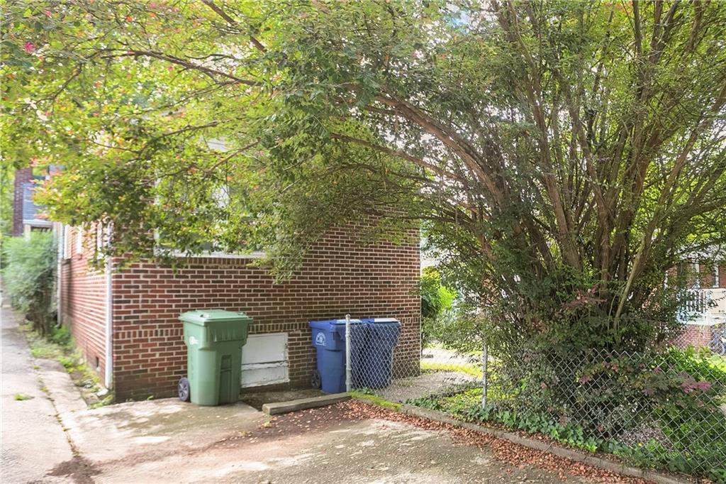 1807 Sylvan Road Southwest Atlanta, GA 30310 - Photo 33 of 47