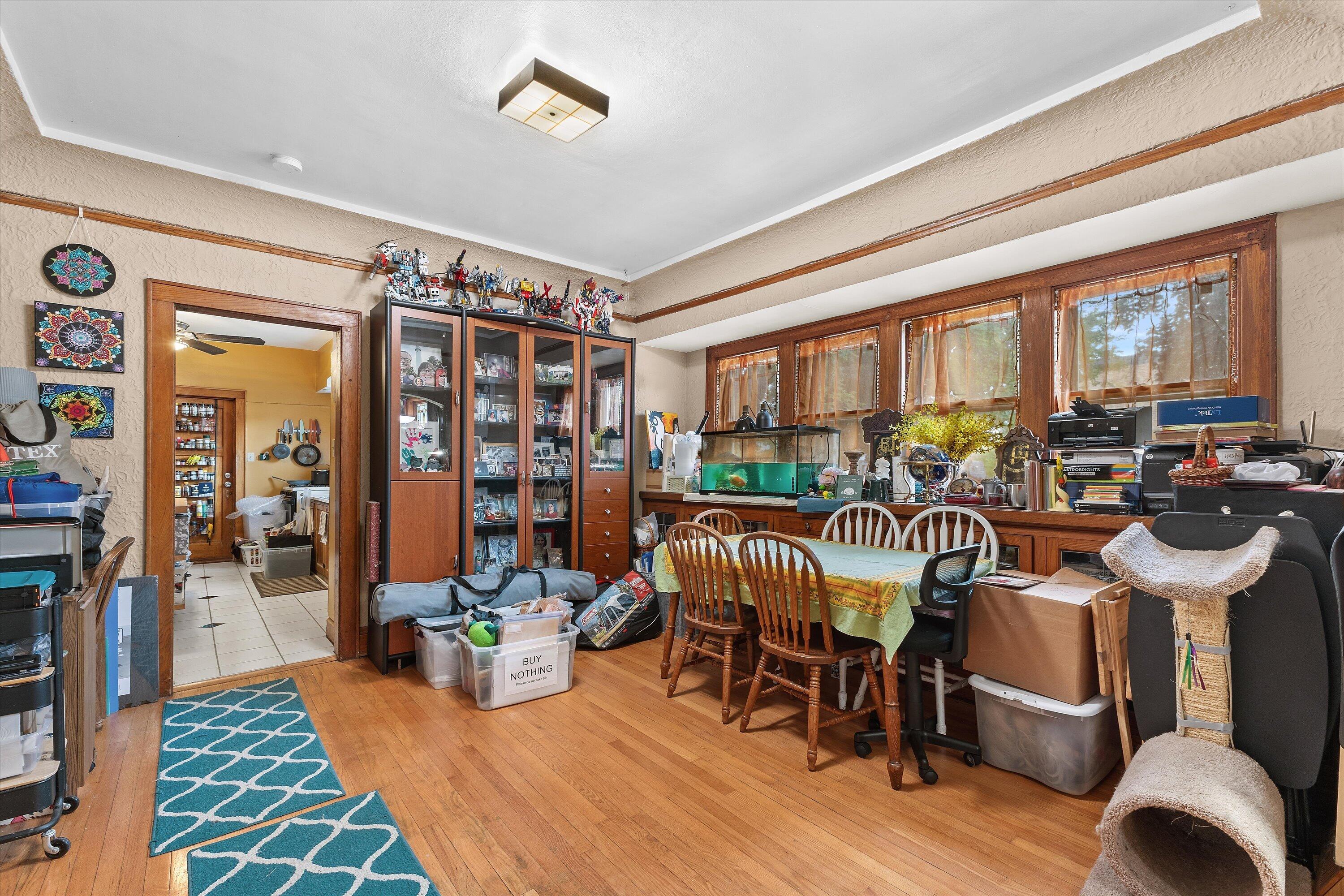 226 East Smith Street, Unit 228 Milwaukee, WI 53207 - Photo 5 of 39 Dining-Lower
