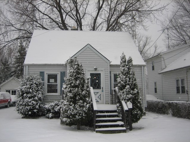 1029 Simcoe Avenue Flint, MI 48507 - Photo 1 of 13