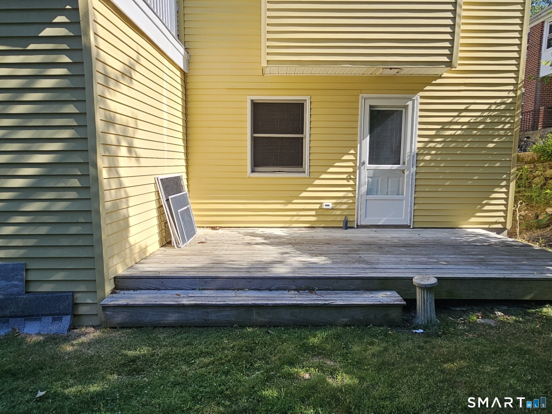 72 Maple Tree Avenue, Unit 2 Stamford, CT 06906 - Photo 24 of 26 Rear deck to backyard.