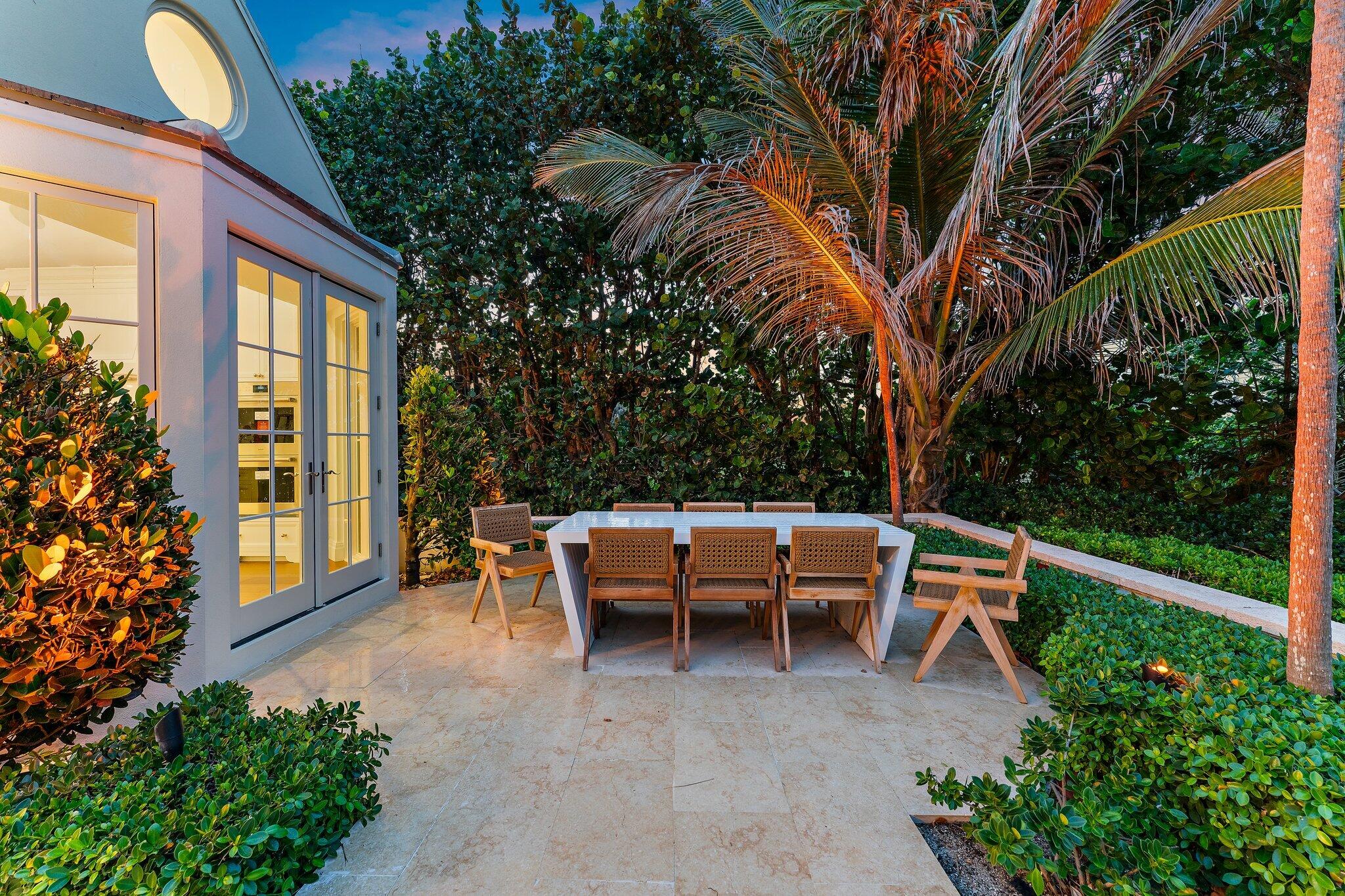 43 North Beach Road Hobe Sound, FL 33455 - Photo 39 of 73 Rear Patio