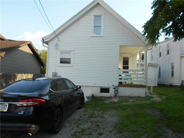 $199,900 | 206 Depot Street, Youngwood, PA 15697