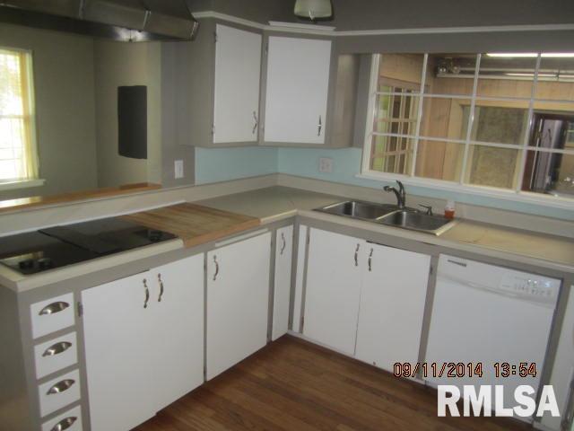 34 Woodley Road Rock Island, IL 61201 - Photo 14 of 24 Gallery Image 14