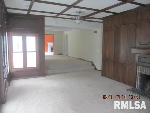 34 Woodley Road Rock Island, IL 61201 - Photo 6 of 24 Gallery Image 6
