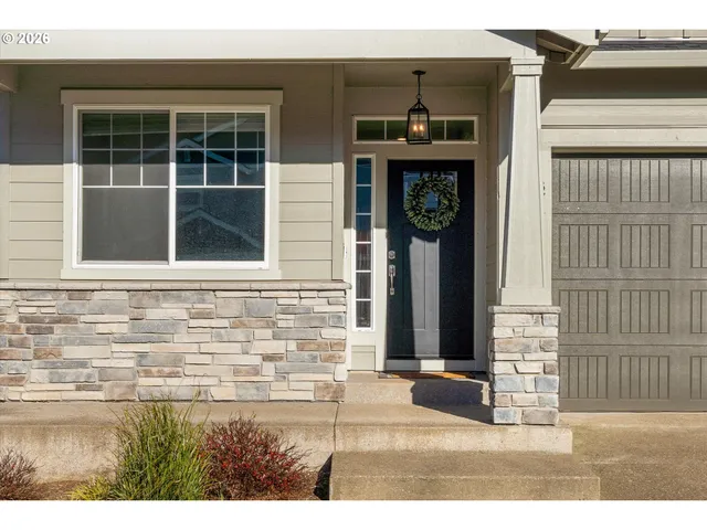 $639,000 | 37387 Keta Street, Sandy, OR 97055