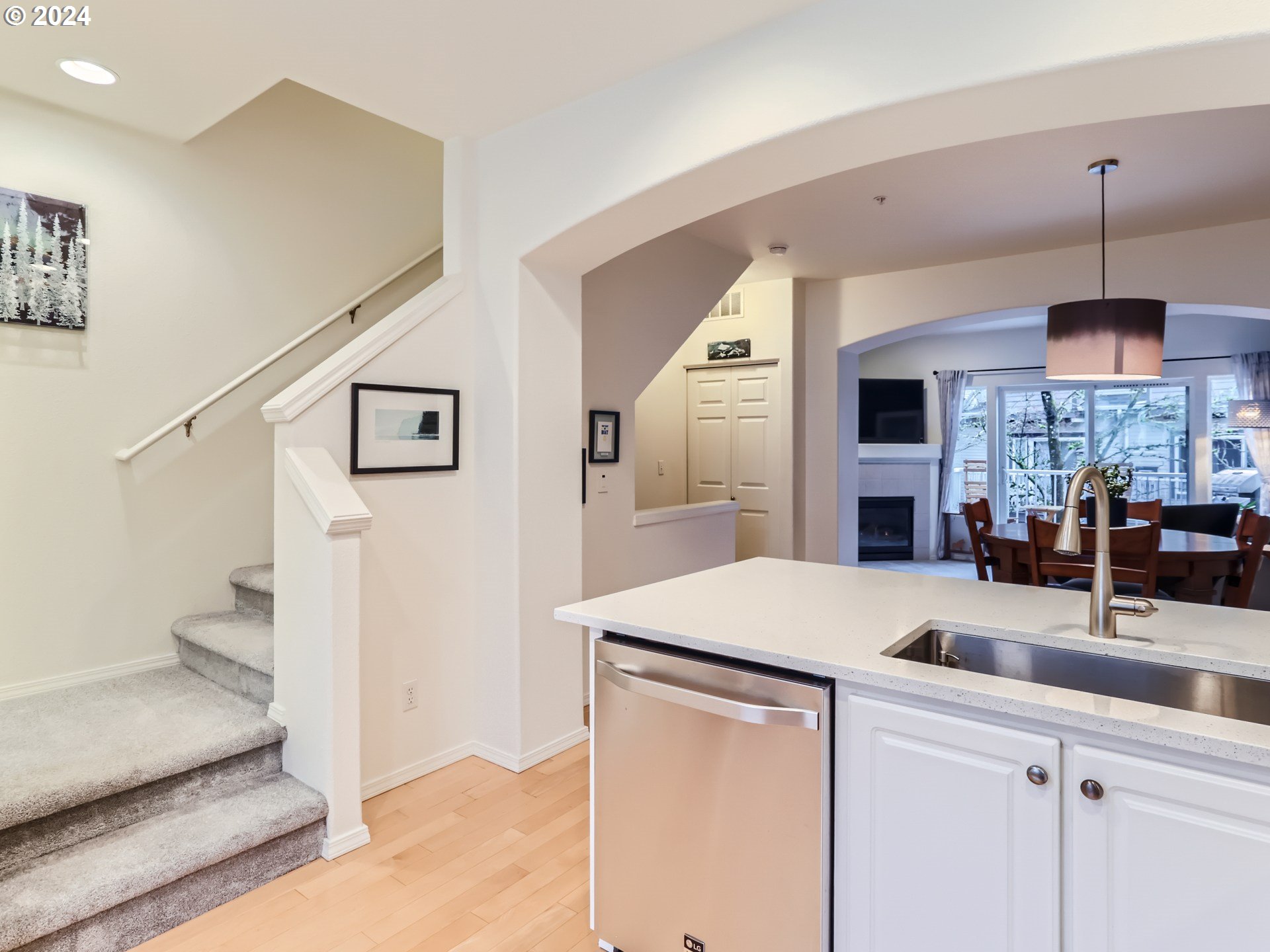 13830 Southwest Scholls Ferry Road, Unit 102 Beaverton, OR 97007 - Photo 8 of 19 Gallery Image 8