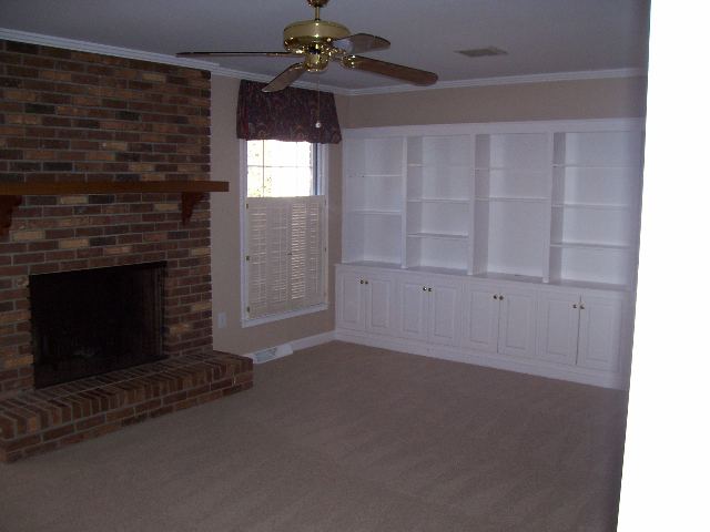 109 Pilgrims Point Road Greenville, SC 29615 - Photo 3 of 9 Gallery Image 3