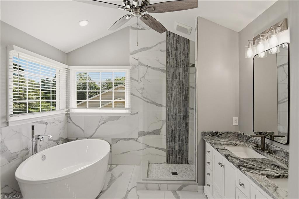 1406 Spring Tree Court High Point, NC 27265 - Photo 23 of 35