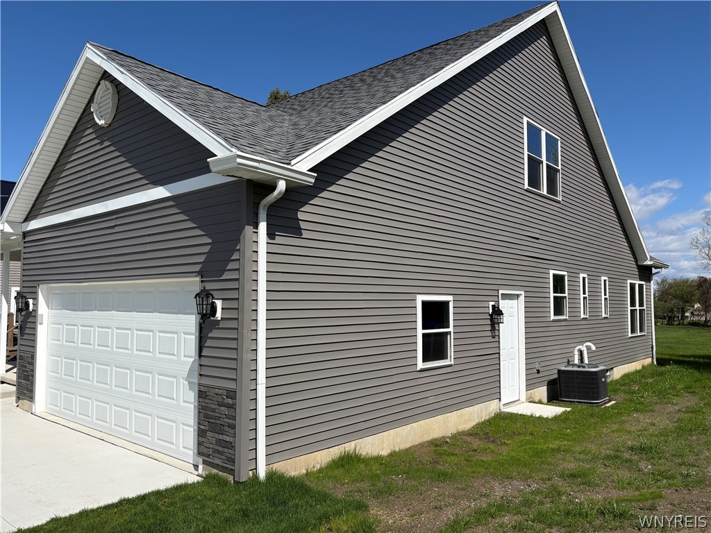 5200 Berg Road West Seneca, NY 14218 - Photo 5 of 43
