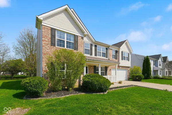 $374,000 | 5841 Safari Drive, Indianapolis, IN 46237