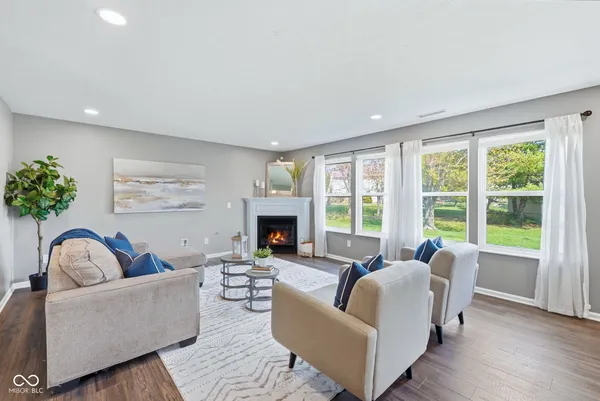 $374,000 | 5841 Safari Drive, Indianapolis, IN 46237