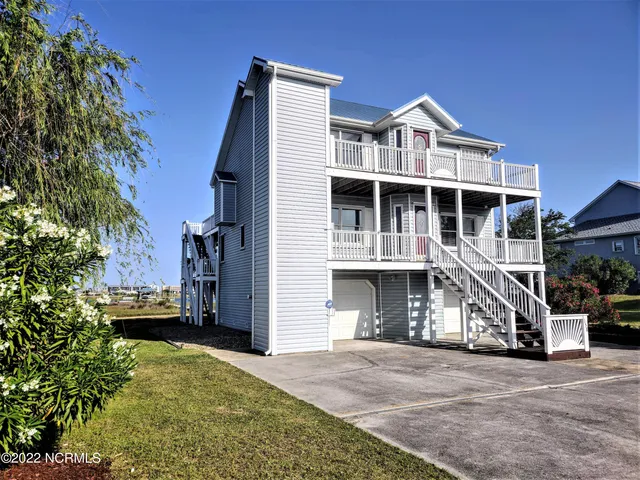 $3,200 | 158 Big Hammock Point Road, Sneads Ferry, NC 28460