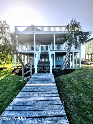 $3,200 | 158 Big Hammock Point Road, Sneads Ferry, NC 28460