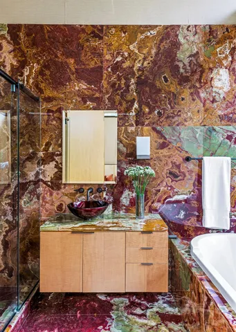 $11,250,000 | 46 Ledgerock Lane, Hyde Park, NY 12538