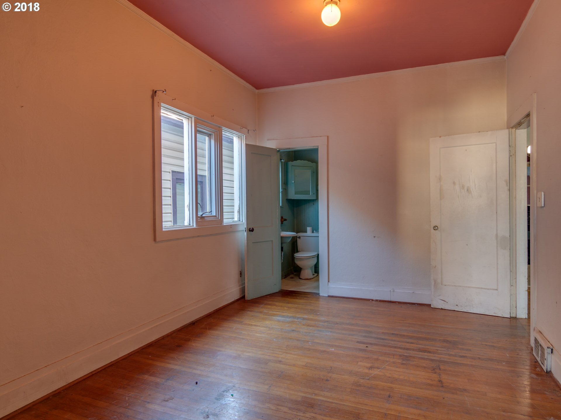 636 Southwest Sherman Street Portland, OR 97201 - Photo 11 of 25 Gallery Image 11