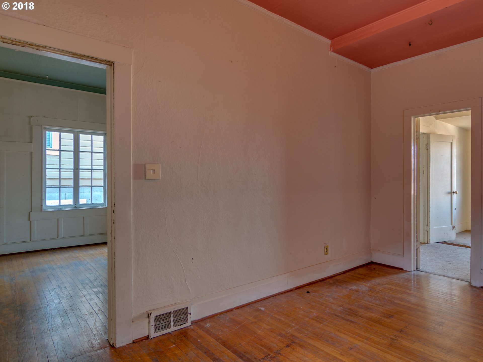 636 Southwest Sherman Street Portland, OR 97201 - Photo 10 of 25 Gallery Image 10