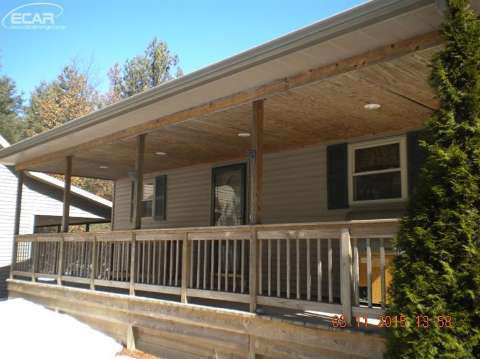 9327 Hubbard Road Davison, MI 48423 - Photo 5 of 29 20432235-4.JPG