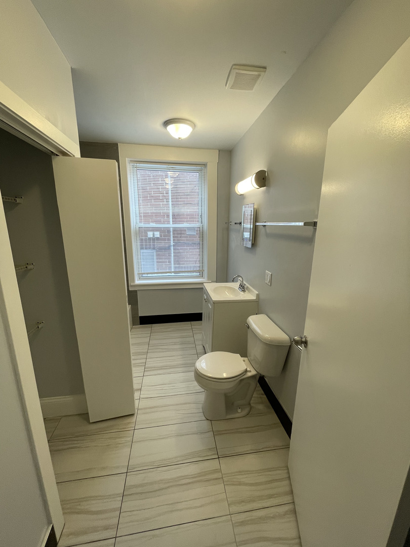 4431 North Racine Avenue, Unit 1N Chicago, IL 60640 - Photo 11 of 19