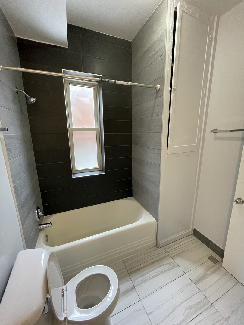 4431 North Racine Avenue, Unit 1N Chicago, IL 60640 - Photo 14 of 19