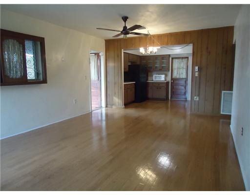 642 Southwest 11th Street Hallandale Beach, FL 33009 - Photo 4 of 16 Living Room
