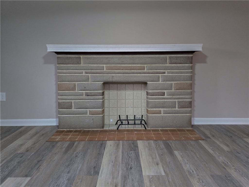 3216 Brodhead Road Aliquippa, PA 15001 - Photo 10 of 29 Beautiful Mantle