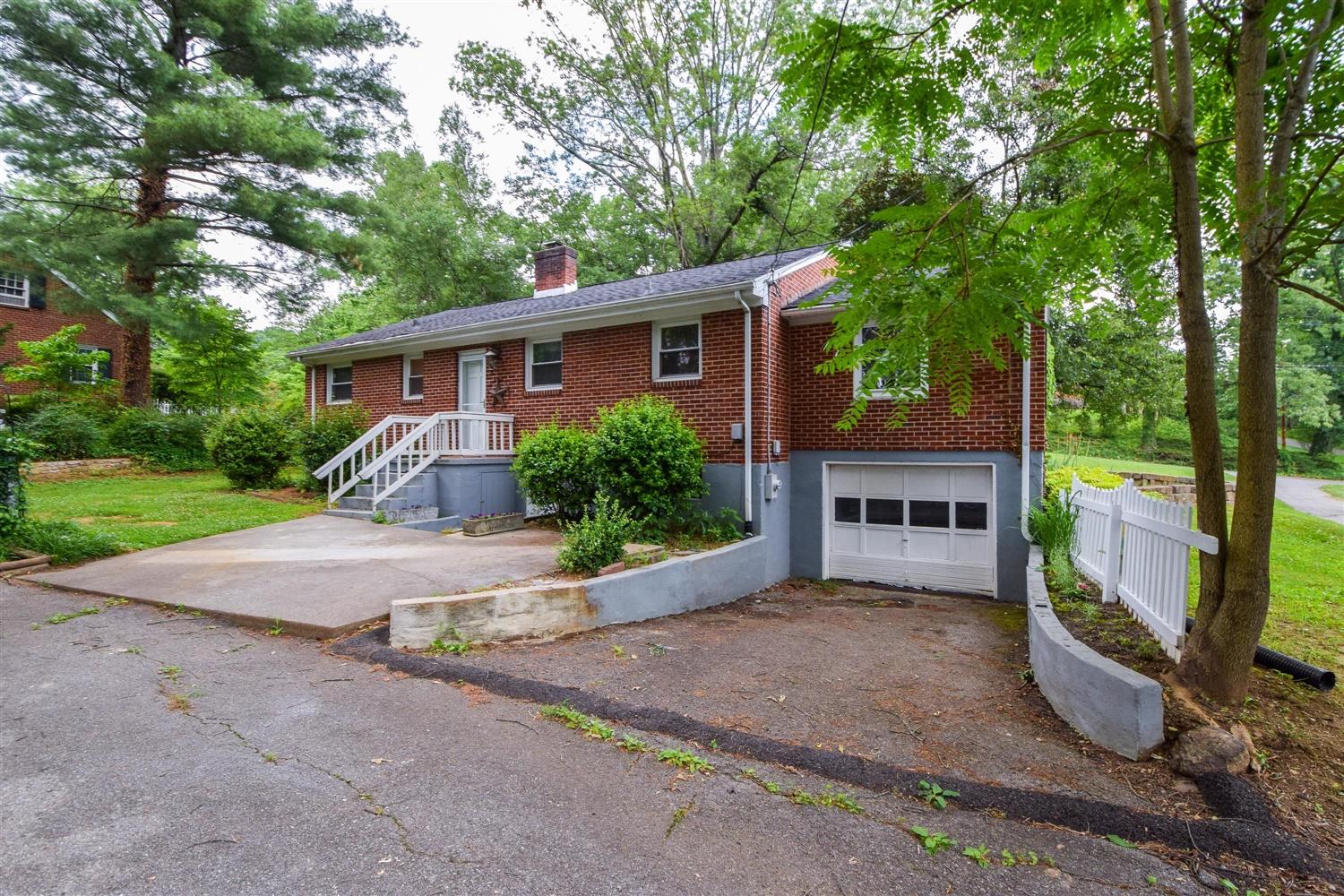 3583 Wright Road Southwest Roanoke, VA 24015 - Photo 22 of 24 19-Photo-19