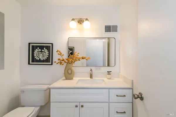 $1,495,000 | 18 San Miguel Court, Fairfax, CA 94930