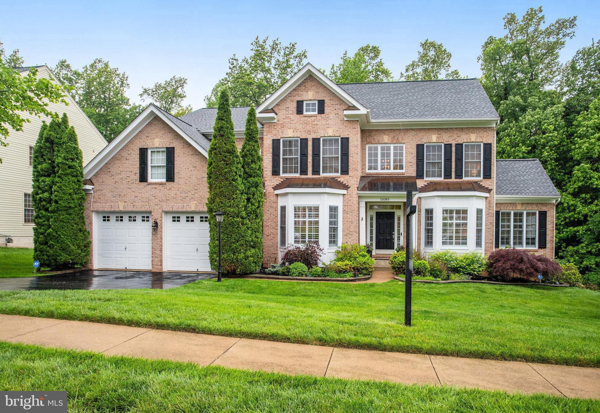 5BR, 3.5 BA Home on Oversized Semi-Private Lot