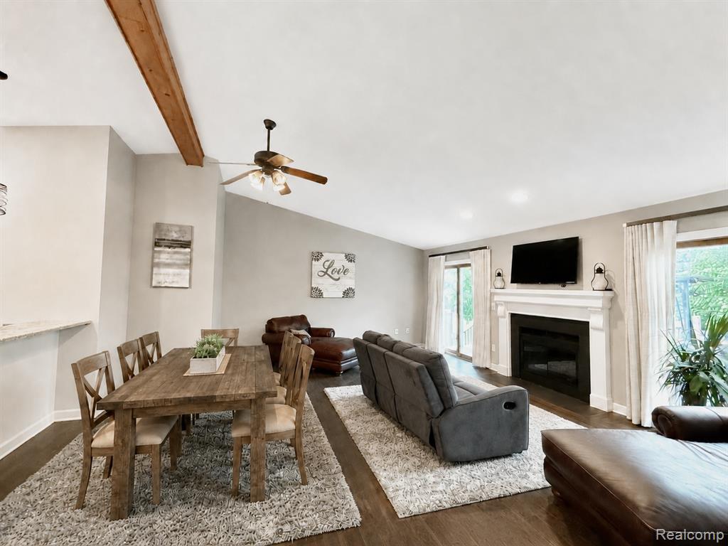 2033 Avonstoke Road Rochester Hills, MI 48307 - Photo 7 of 27