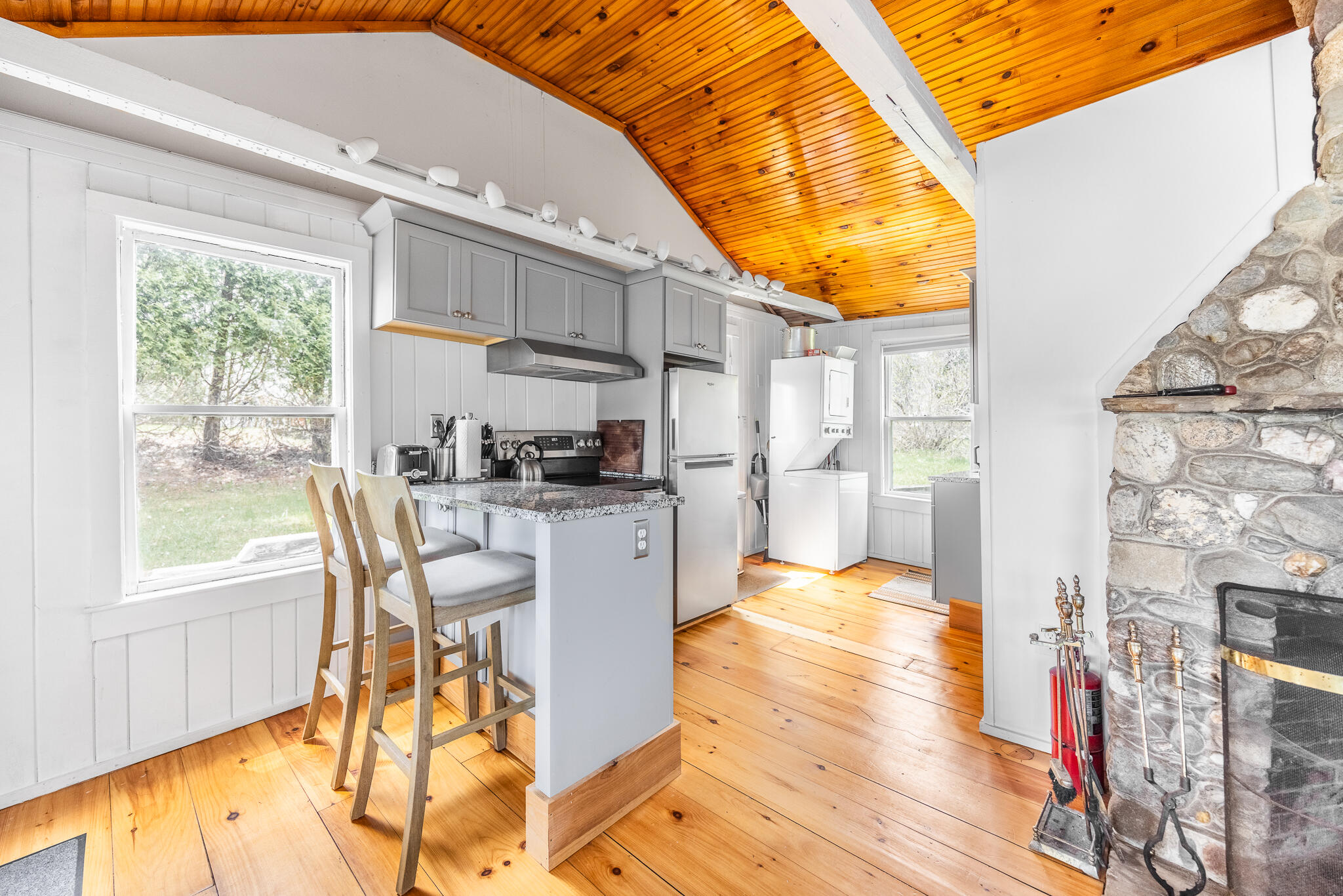 144 Hildreth Road Harpswell, ME 04079 - Photo 5 of 25 Kitchen