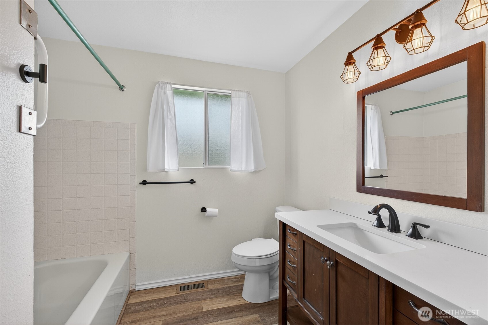 1031 North Laventure Road Mount Vernon, WA 98273 - Photo 14 of 29