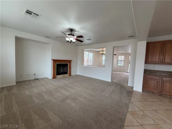 $2,462 | 9433 Highview Rock Court, Las Vegas, NV 89149