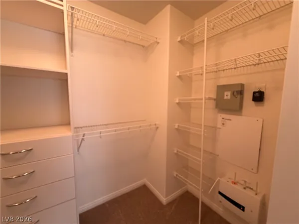 $2,462 | 9433 Highview Rock Court, Las Vegas, NV 89149