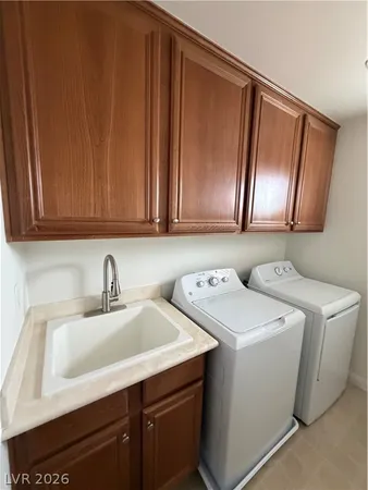 $2,462 | 9433 Highview Rock Court, Las Vegas, NV 89149