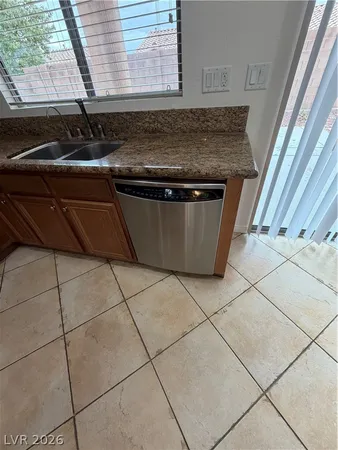 $2,462 | 9433 Highview Rock Court, Las Vegas, NV 89149