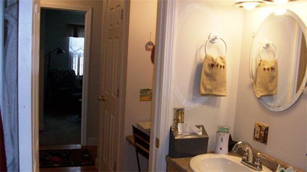 368 Point Avenue Warwick, RI 02889 - Photo 16 of 30 Gallery Image 16