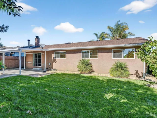 $769,000 | 844 Cedarwood Lane, Petaluma, CA 94954