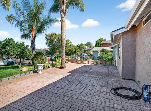 $759,000 | 844 Cedarwood Lane, Petaluma, CA 94954