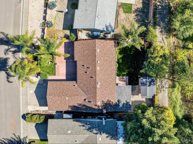$769,000 | 844 Cedarwood Lane, Petaluma, CA 94954