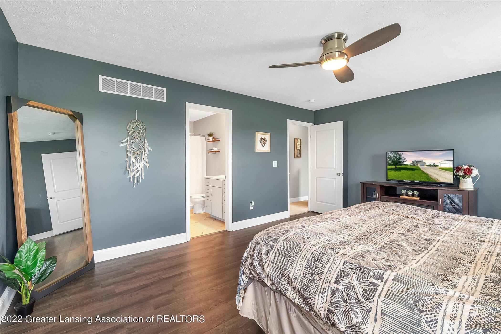 6639 West Chadwick Road Dewitt, MI 48820 - Photo 19 of 36 19-6630-W-Chadwick-Rd-WindowStill-Real-E