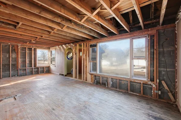 $218,500 | 131 Mc Kinley Street, Two Rivers, WI 54241