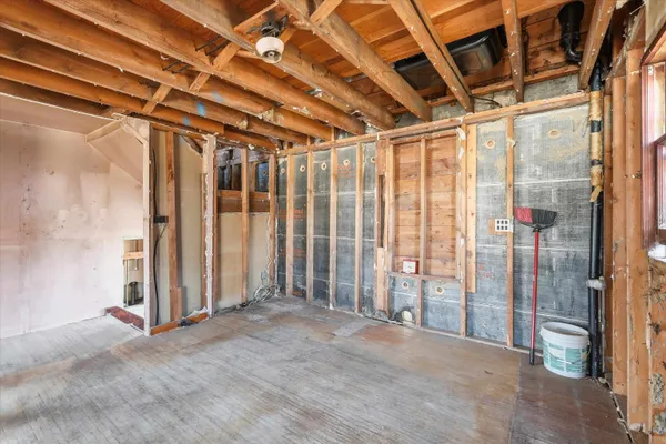 $218,500 | 131 Mc Kinley Street, Two Rivers, WI 54241