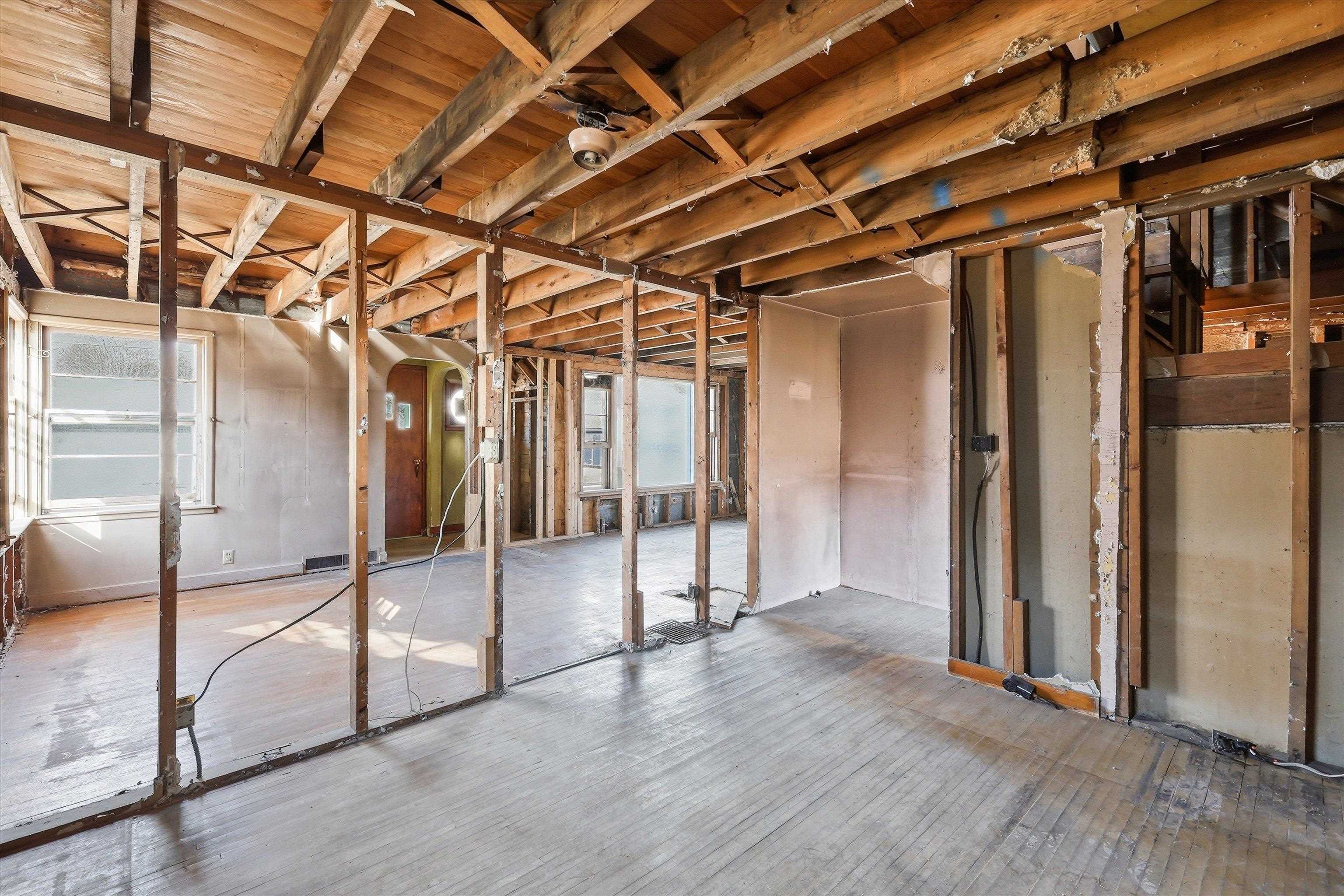 131 Mc Kinley Street Two Rivers, WI 54241 - Photo 18 of 36