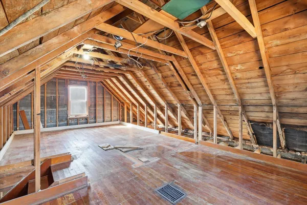 $218,500 | 131 Mc Kinley Street, Two Rivers, WI 54241